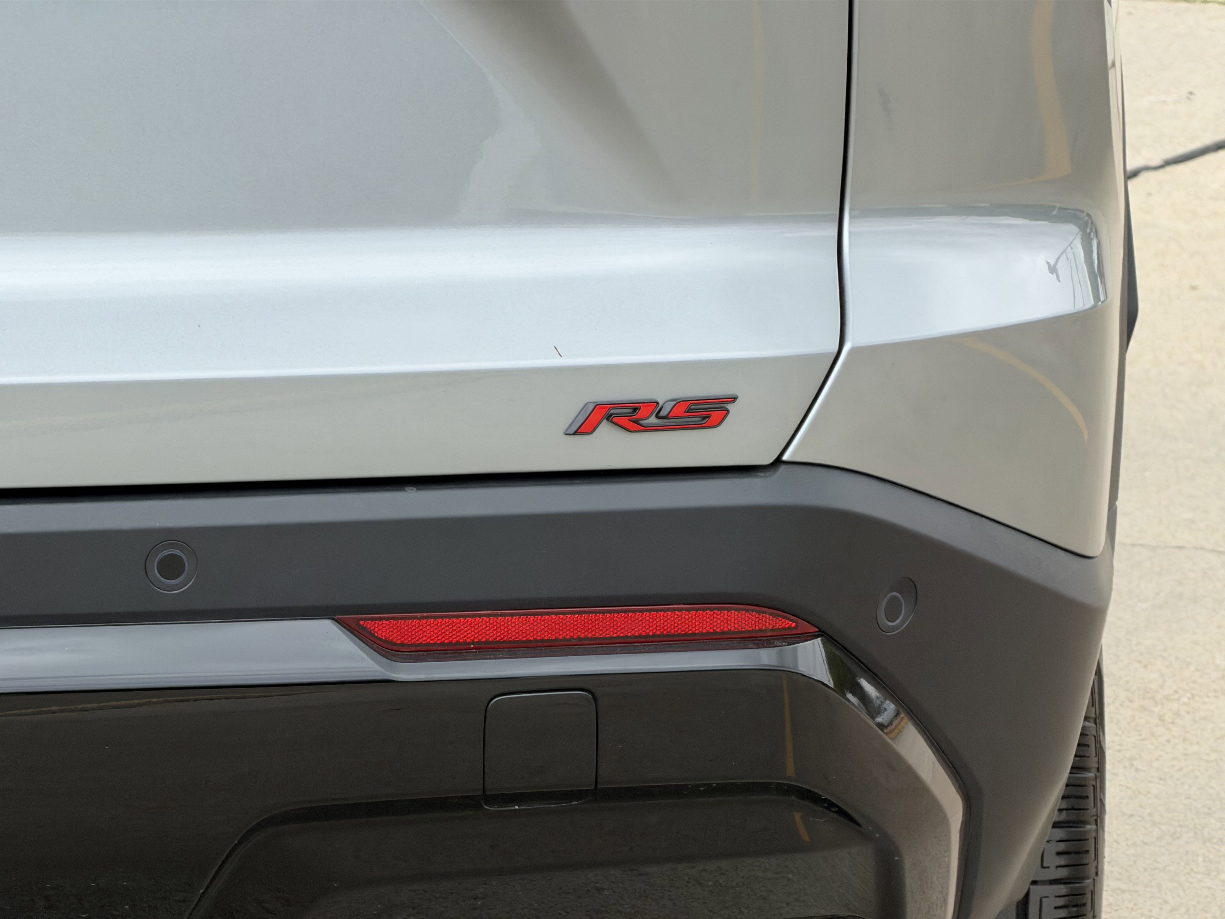 Used 2026 Chevrolet Equinox RS image 8