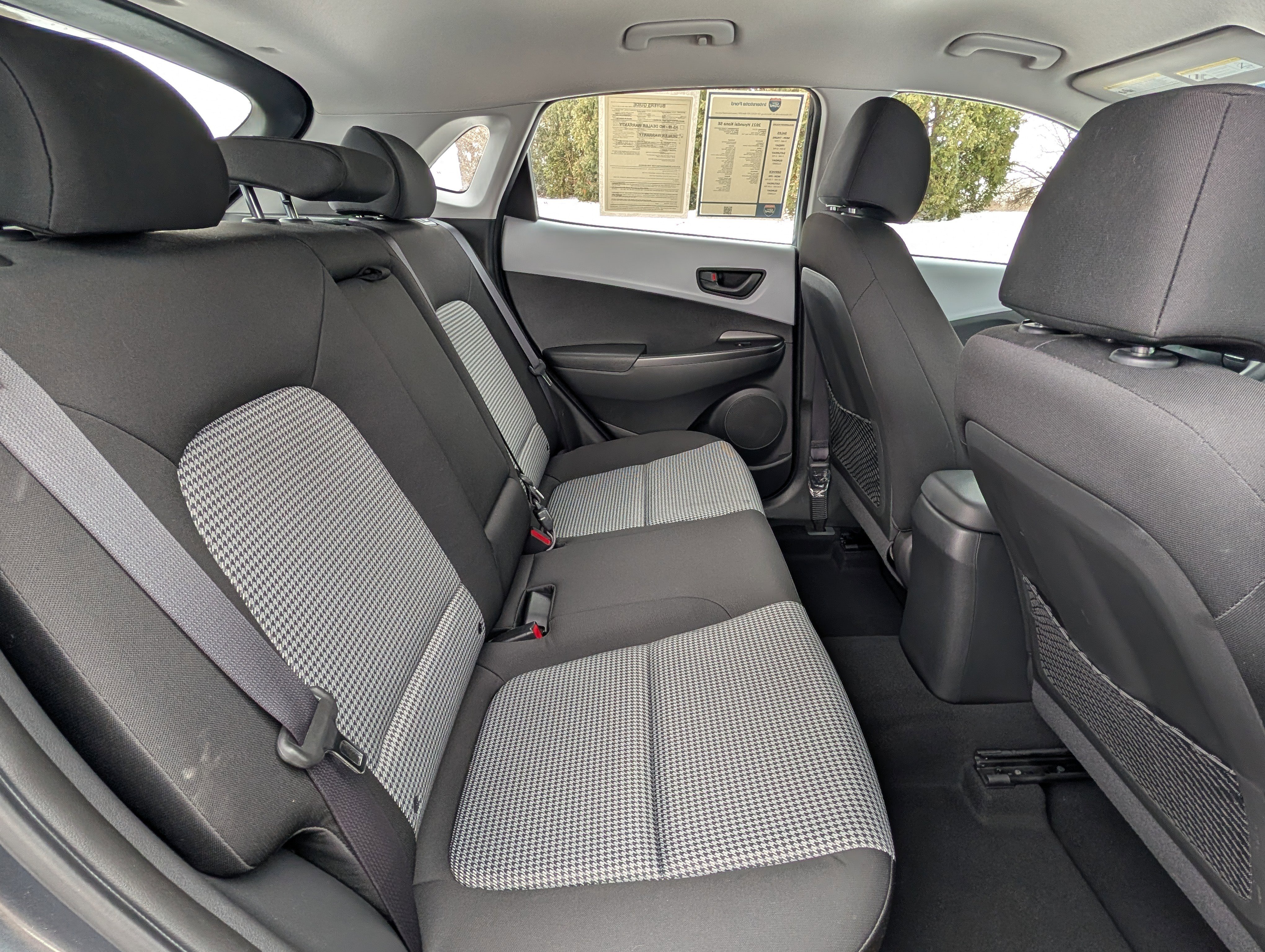 Used 2021 Hyundai Kona SE w/ Cargo Package image 26