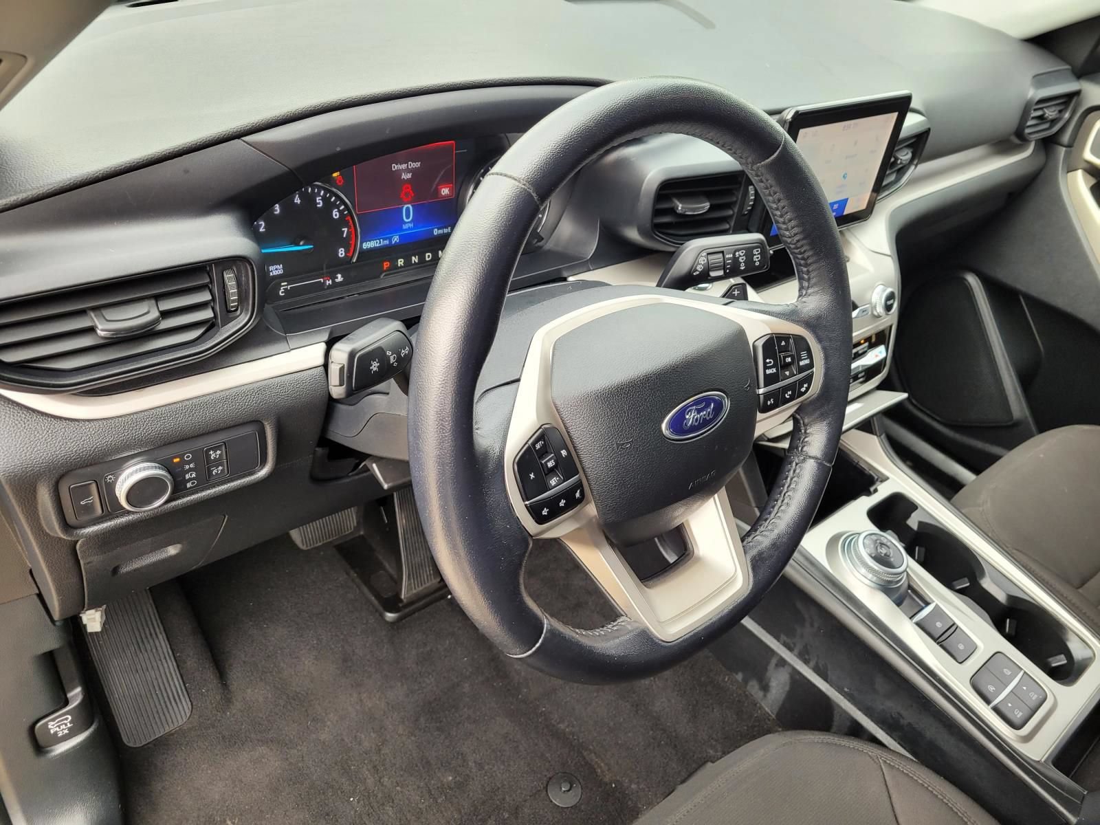 Used 2020 Ford Explorer XLT RWD image 24
