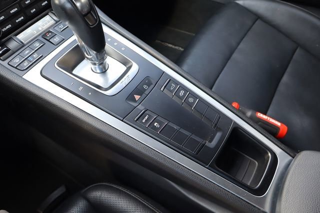 Used 2019 Porsche 718 Cayman RWD image 19