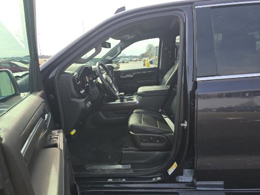 Used 2023 GMC Sierra 1500 SLT w/ SLT Premium Package AWD/4WD image 6