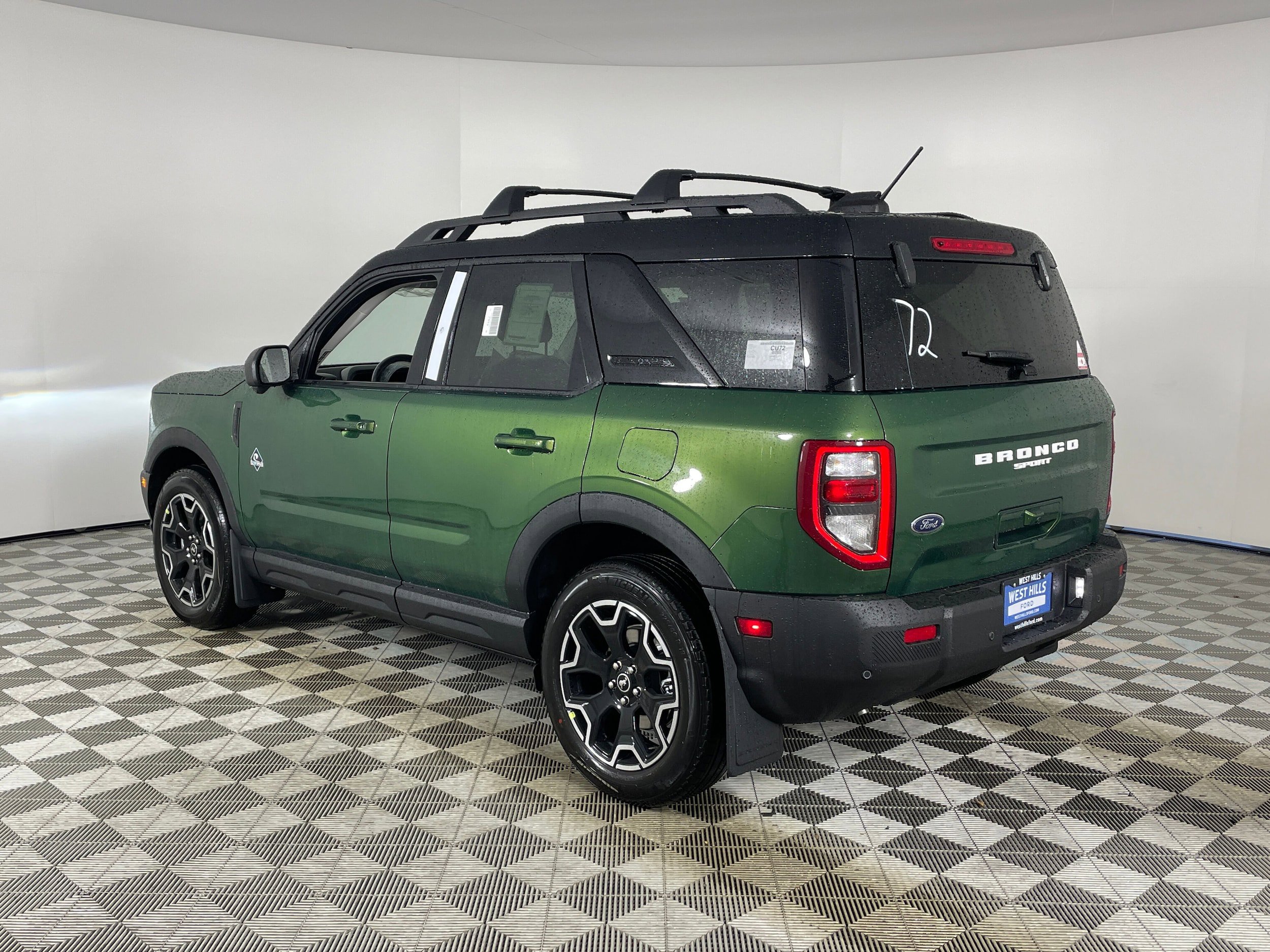 New 2025 Ford Bronco Sport Outer Banks w/ Outer Banks Tech Package+ AWD/4WD image 5