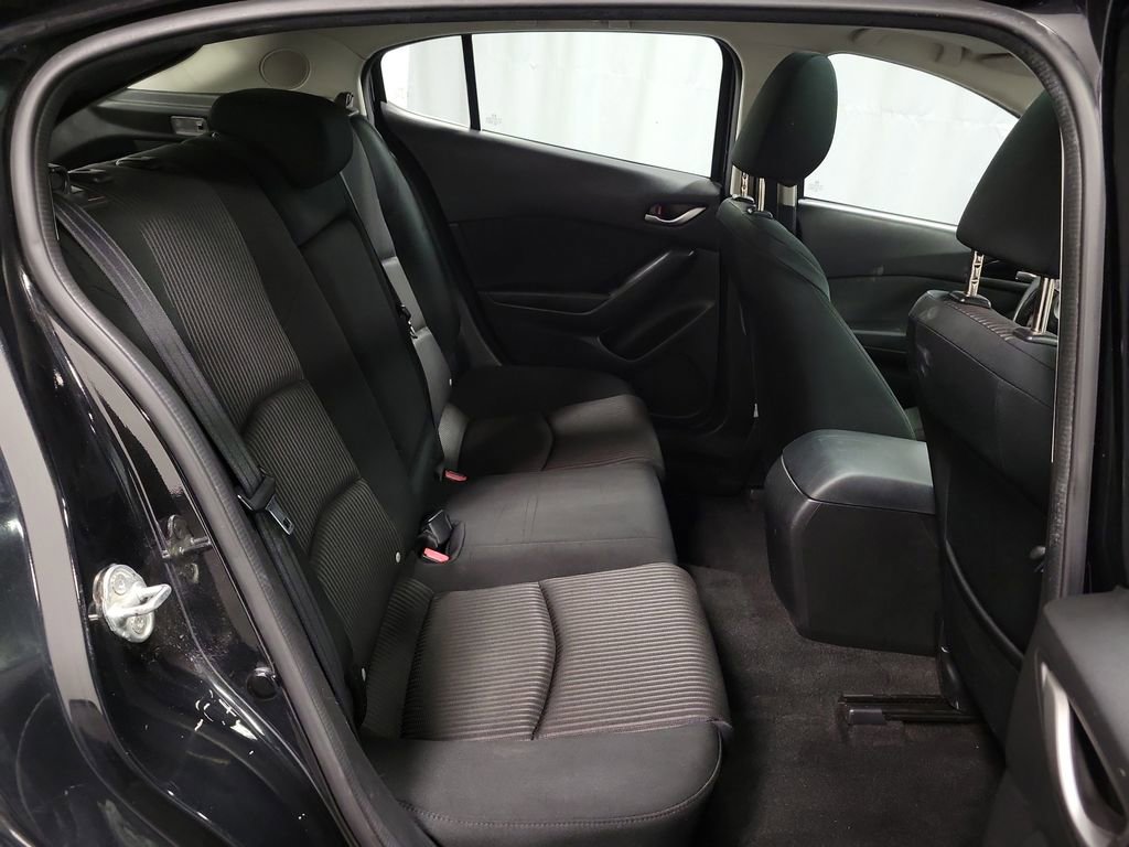 Used 2014 MAZDA MAZDA3 i Touring w/ Technology Package image 26
