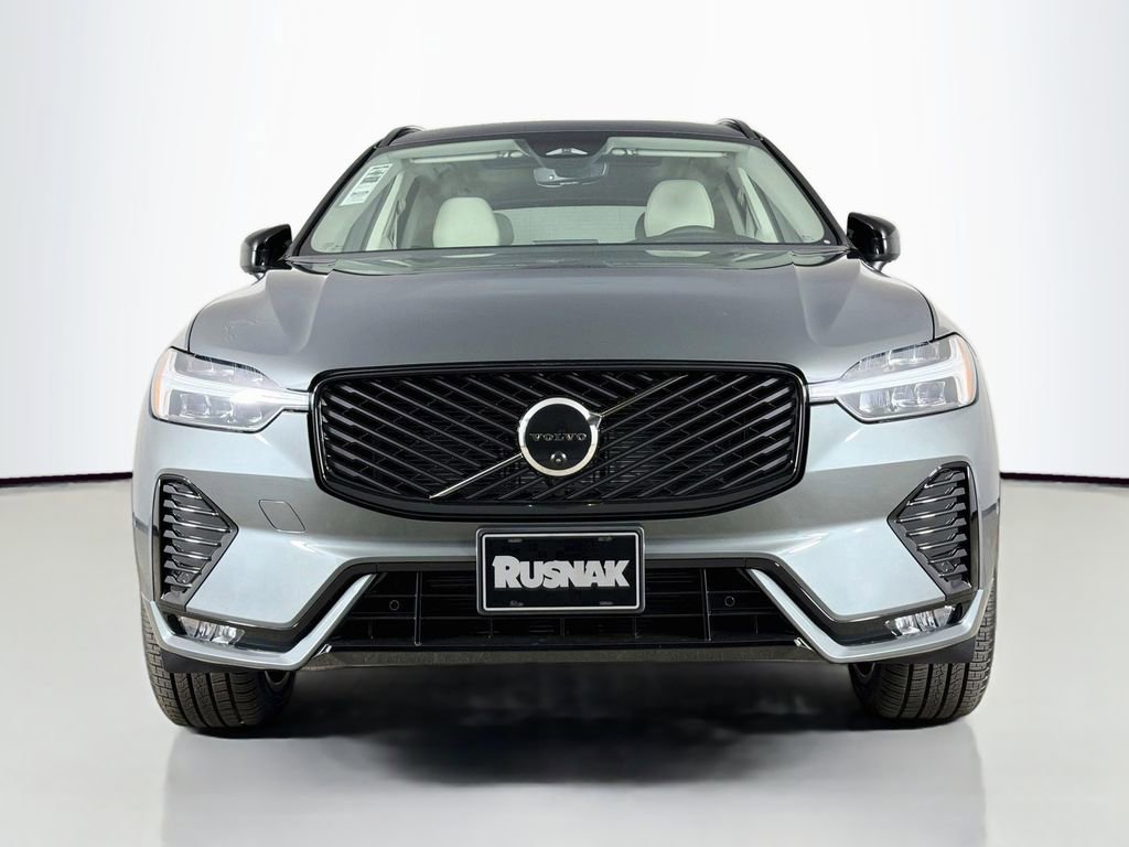 New 2026 Volvo XC60 B5 Ultra w/ Protection Package AWD/4WD image 2