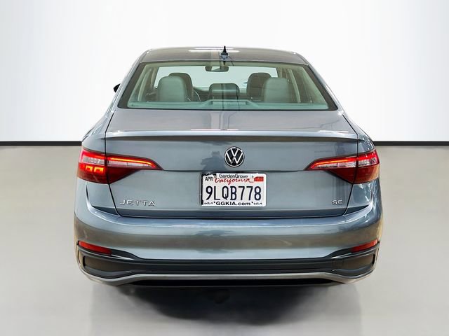 Used 2024 Volkswagen Jetta SE image 6