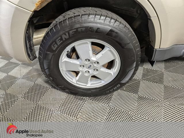 Used 2012 Ford Escape XLT AWD/4WD image 40