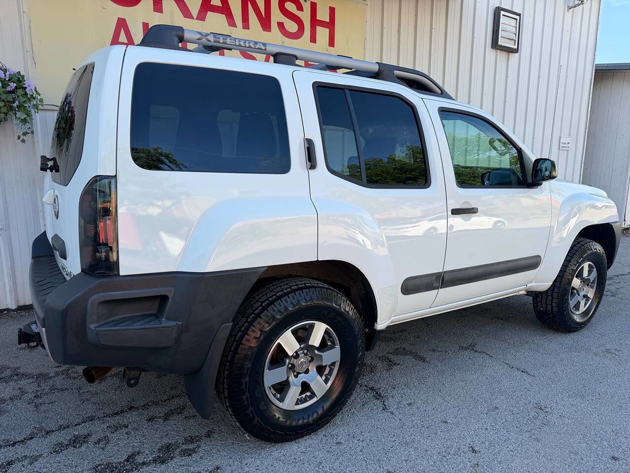 Used 2013 Nissan Xterra PRO-4X image 7