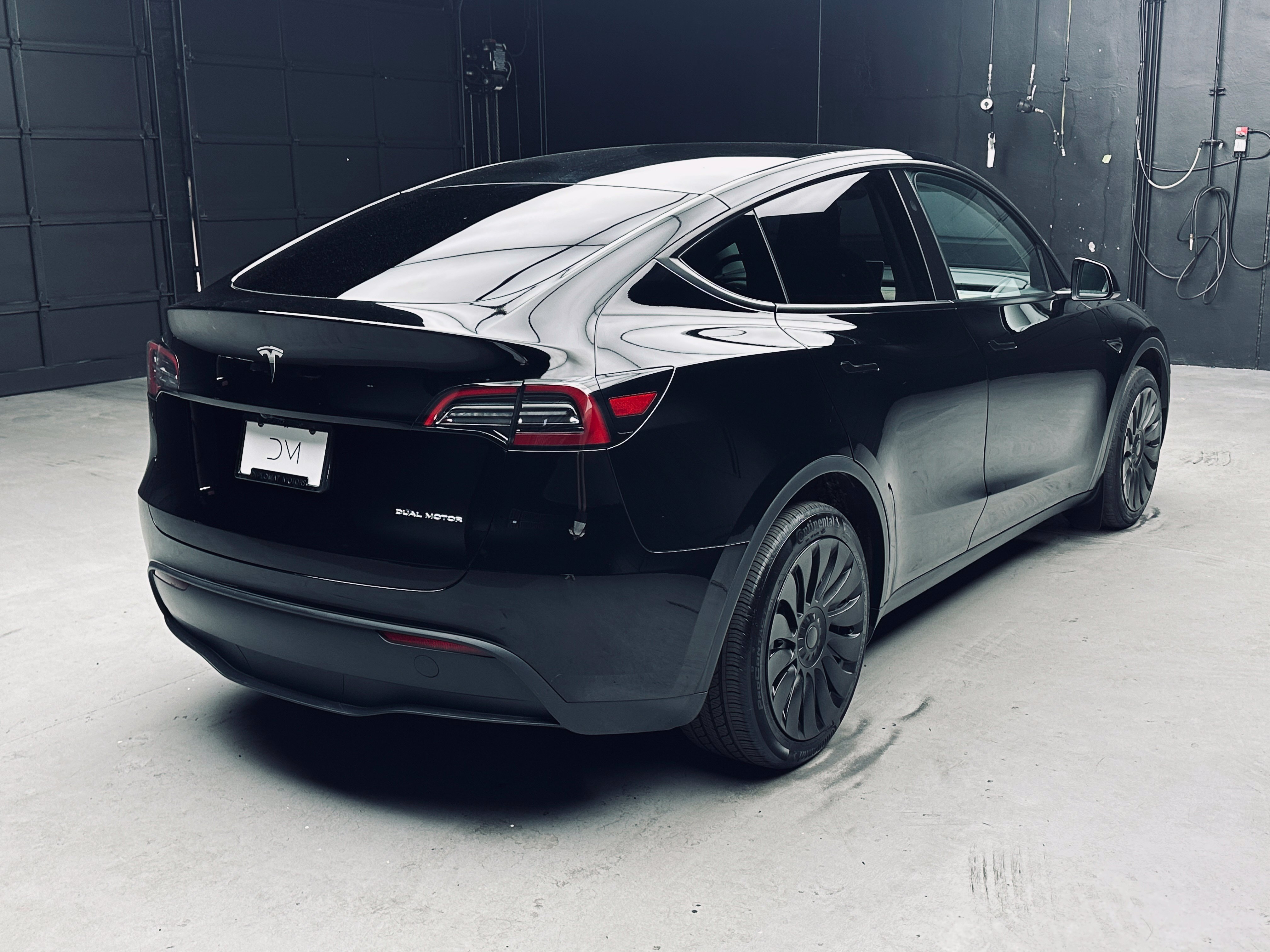 Used 2023 Tesla Model Y Long Range AWD/4WD image 7
