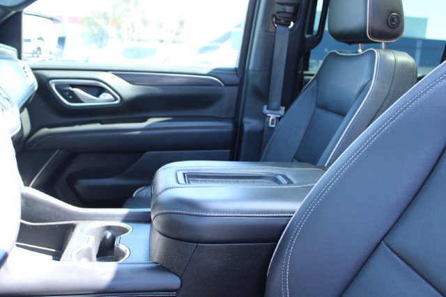 Used 2022 GMC Yukon SLT w/ SLT Premium Package RWD image 32