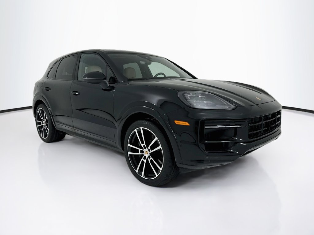 Certified 2025 Porsche Cayenne AWD/4WD image 9