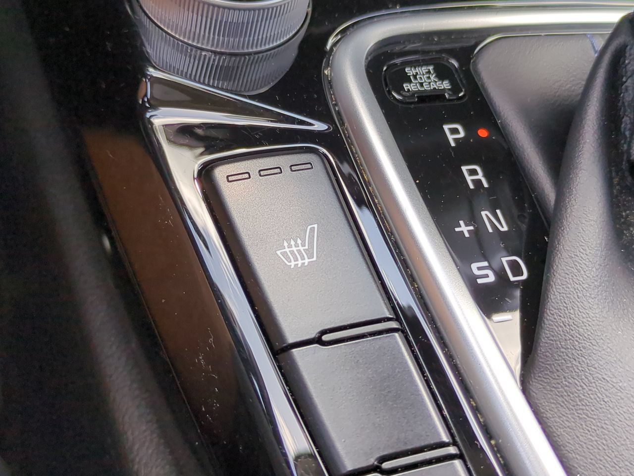 Certified 2022 Kia Seltos Nightfall Edition AWD/4WD image 23