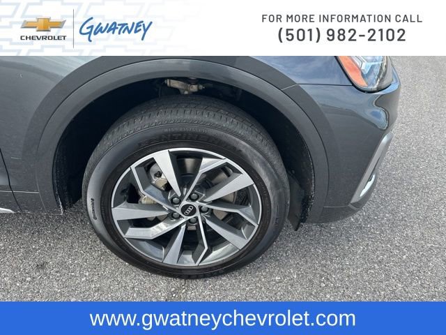 Used 2022 Audi Q5 2.0T Premium w/ Convenience Package image 12