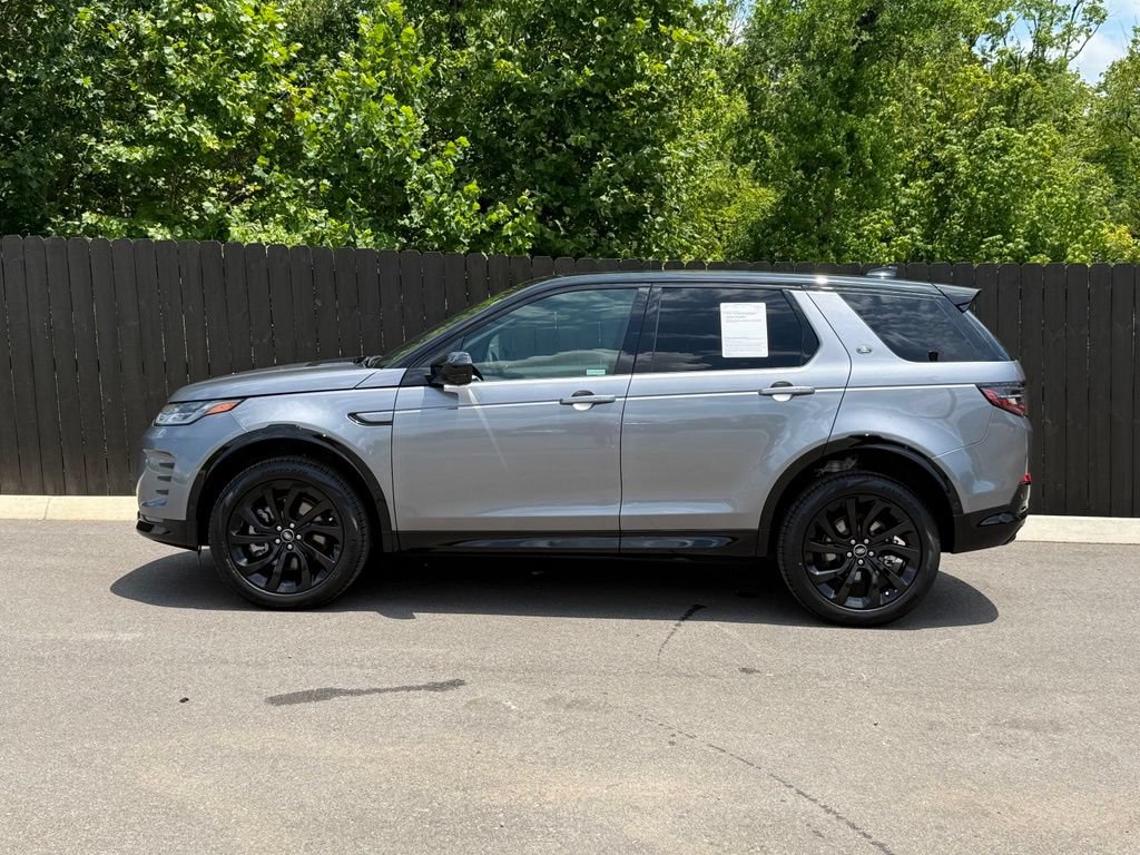 Certified 2025 Land Rover Discovery Sport Dynamic SE AWD/4WD image 2