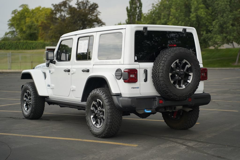 Used 2024 Jeep Wrangler Unlimited Rubicon 4xe AWD/4WD image 3