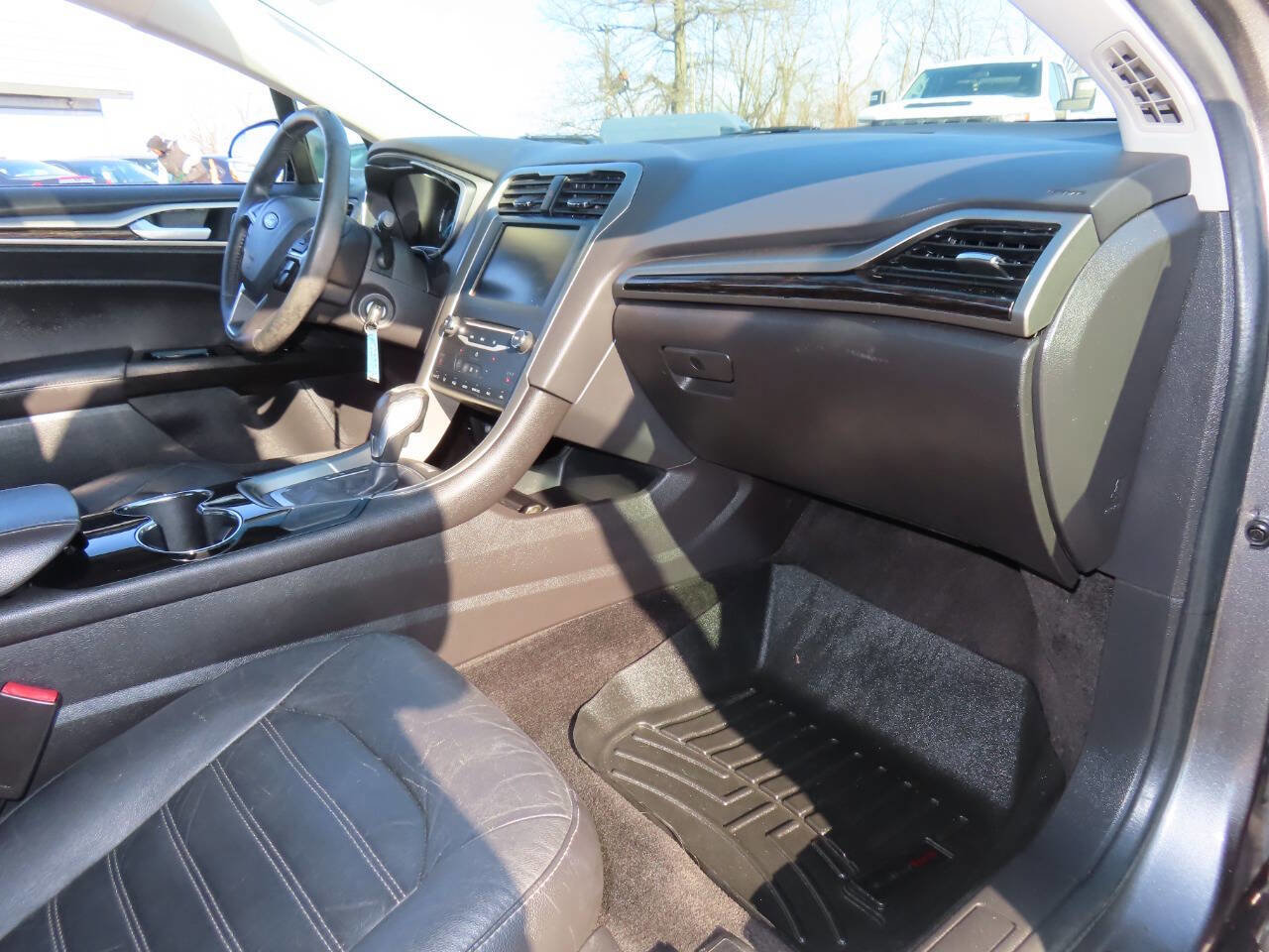 Used 2014 Ford Fusion SE w/ Equipment Group 202A image 15