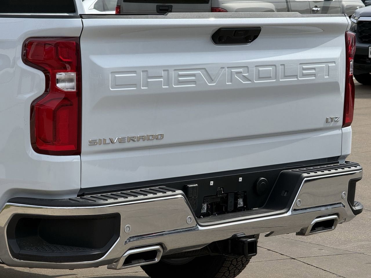 New 2026 Chevrolet Silverado 1500 LTZ w/ LTZ Premium Texas Edition AWD/4WD image 4