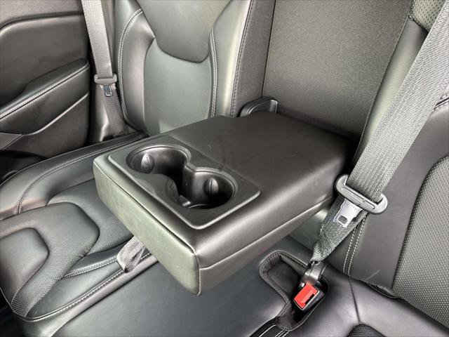 Used 2021 Jeep Cherokee Limited image 19