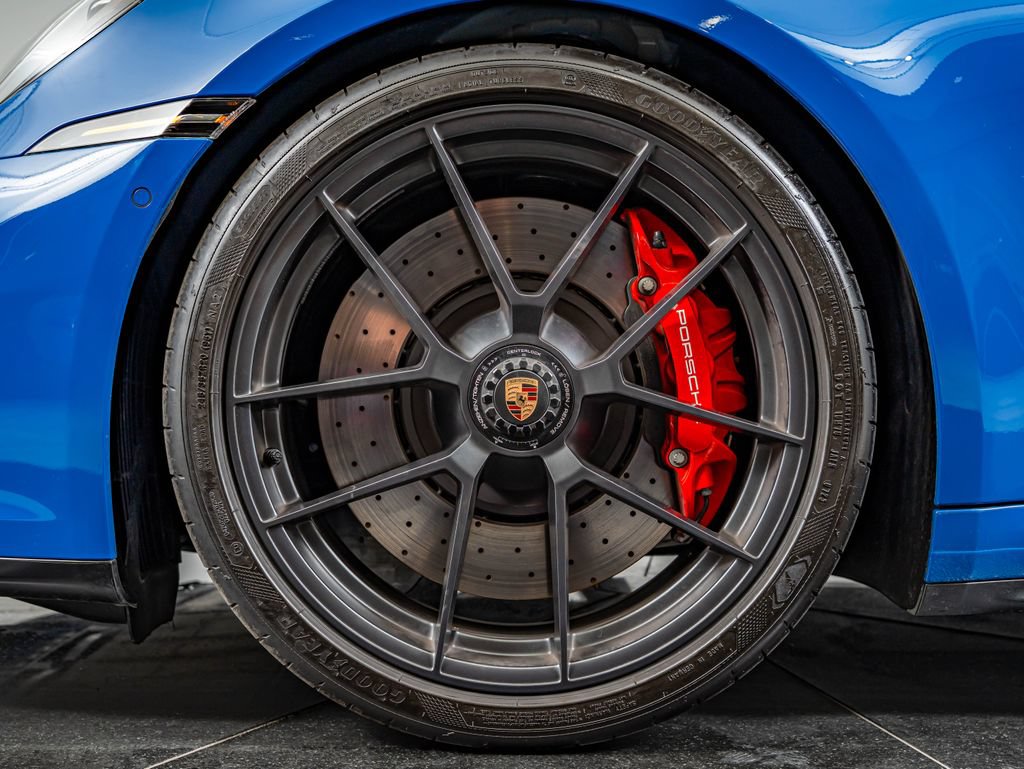 Certified 2025 Porsche 911 Carrera 4 GTS AWD/4WD image 13
