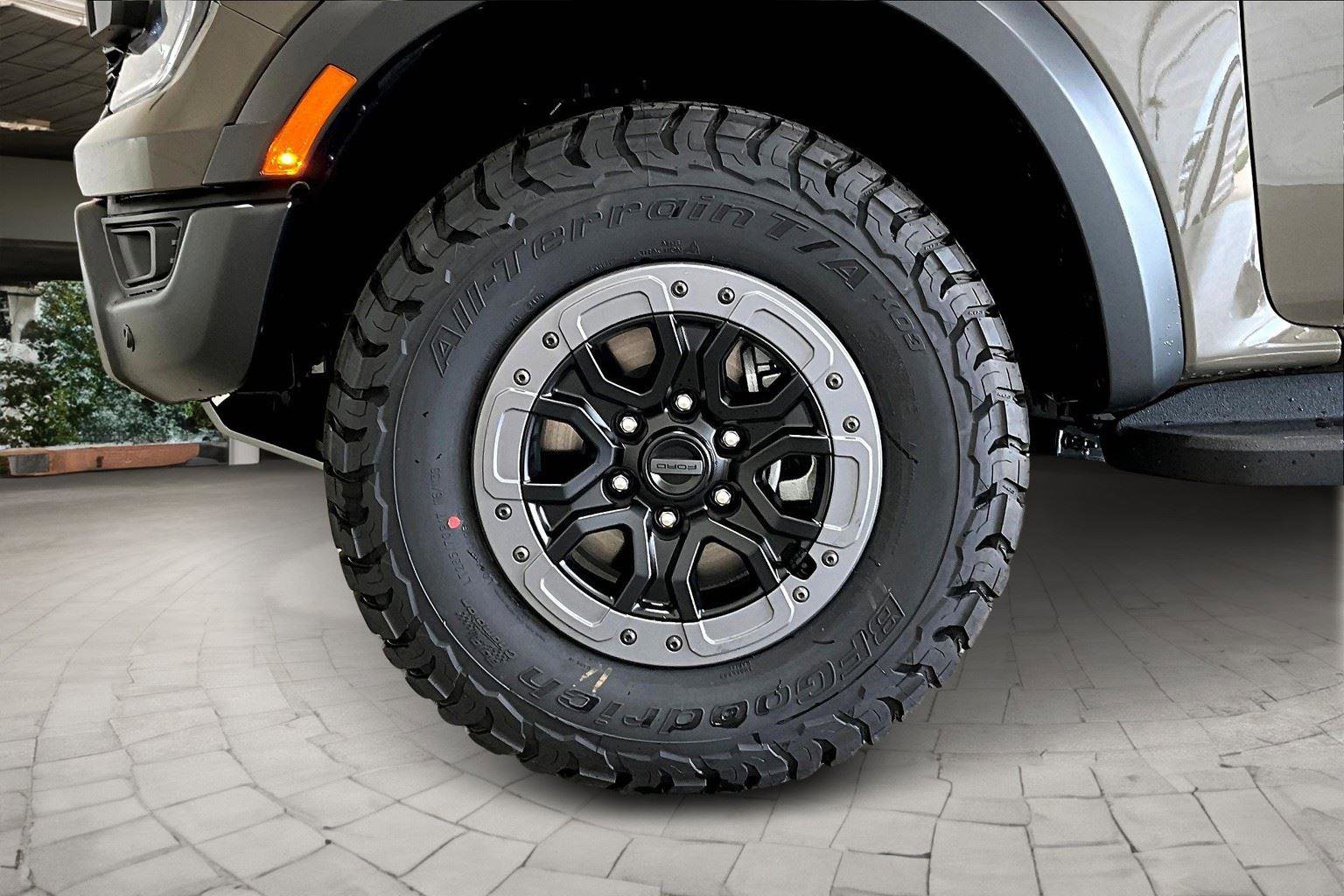 New 2025 Ford Ranger Raptor image 13