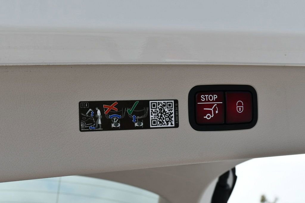 Used 2023 Mercedes-Benz EQS 450+ SUV image 19