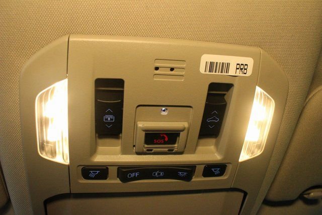 Used 2021 Toyota Highlander Platinum image 26