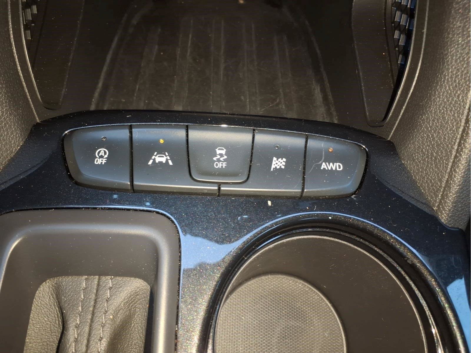 Used 2025 Chevrolet TrailBlazer LT AWD/4WD image 24