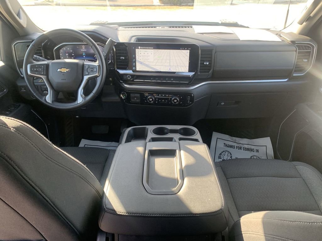 Certified 2025 Chevrolet Silverado 2500 LT w/ Convenience Package image 19