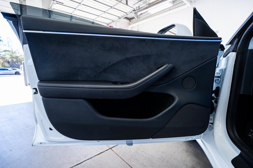 Used 2025 Tesla Model 3 Long Range image 30