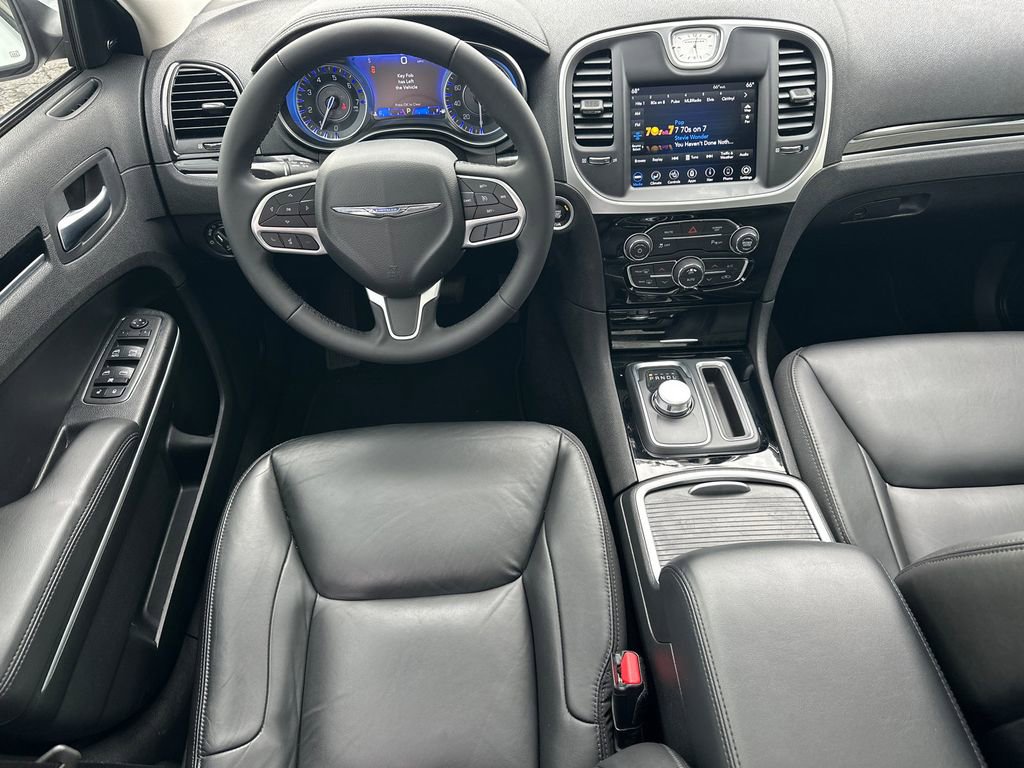 Used 2023 Chrysler 300 Touring L w/ Popular Equipment Group image 23