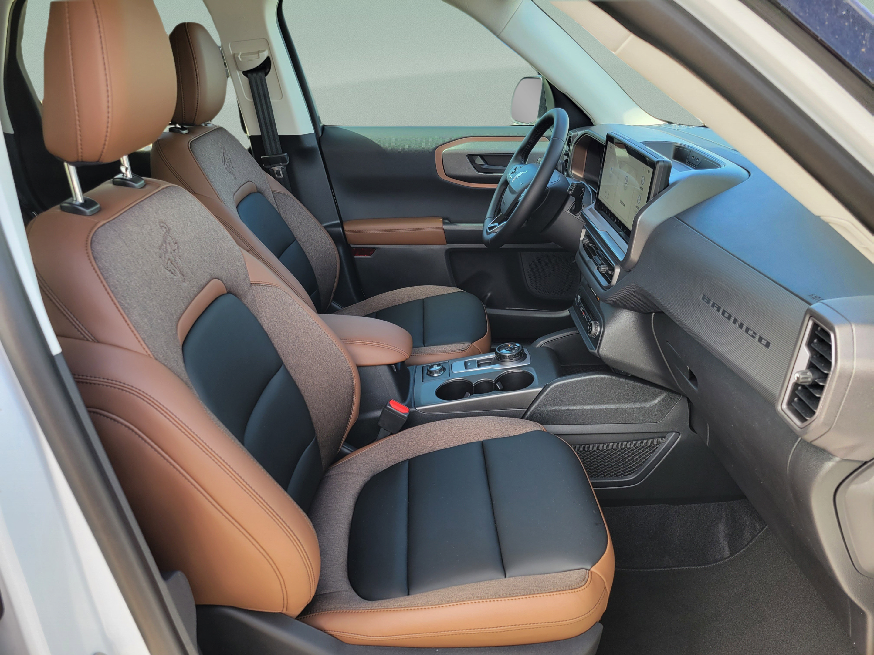 New 2026 Ford Bronco Sport Outer Banks w/ Outer Banks Tech Package+ AWD/4WD image 30
