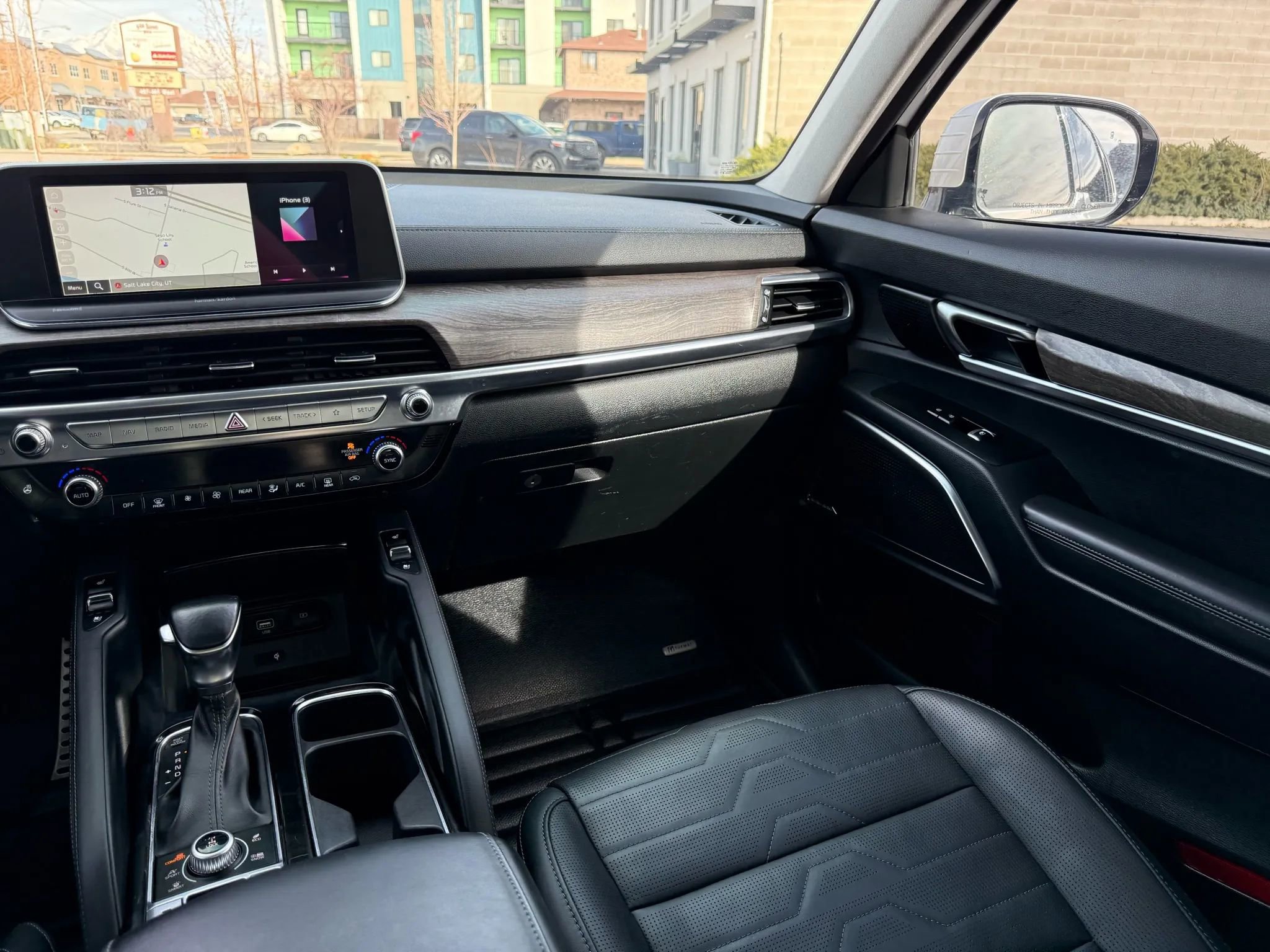 Used 2020 Kia Telluride SX w/ SX Prestige Package image 27
