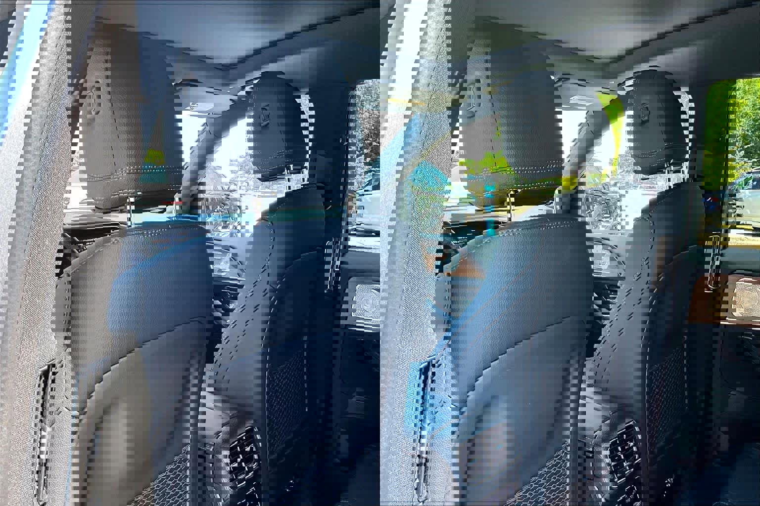 Used 2025 Mercedes-Benz GLS 450 4MATIC image 22