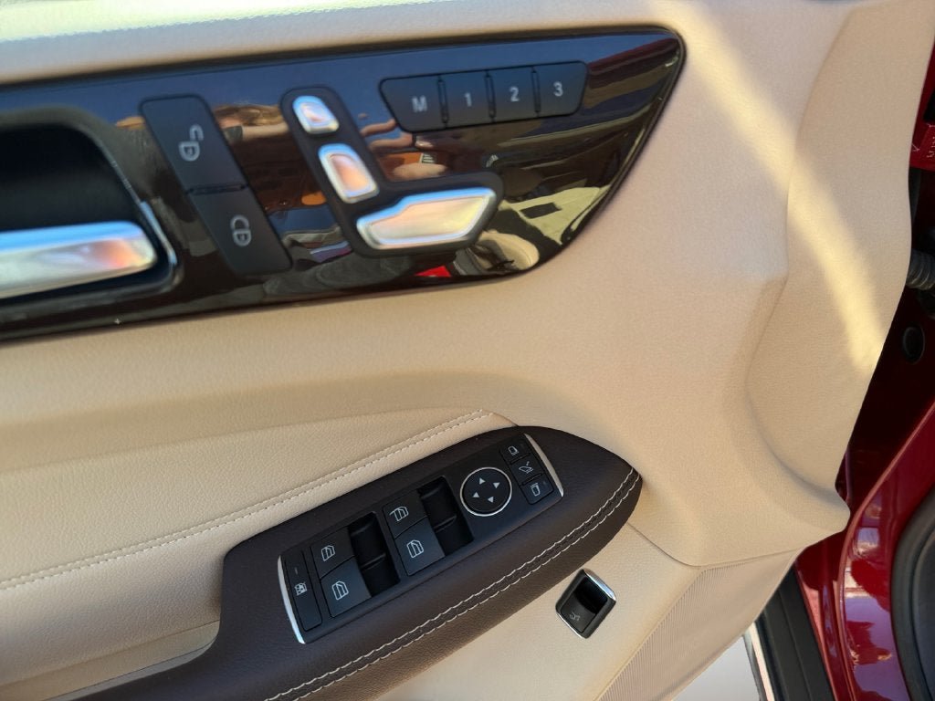 Used 2018 Mercedes-Benz GLE 350 image 21