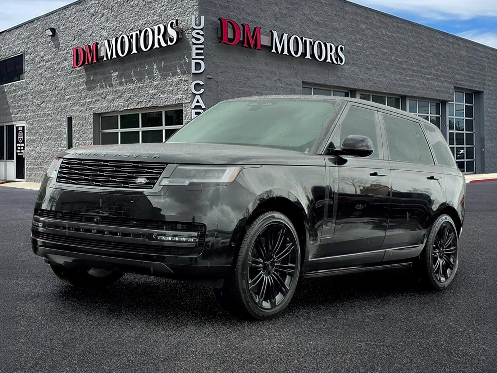 Used 2026 Land Rover Range Rover Long Wheelbase Autobiography AWD/4WD image 1