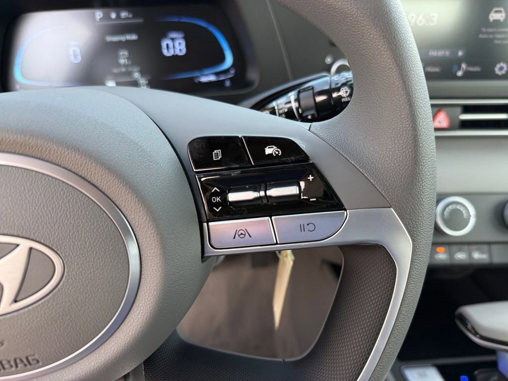 New 2026 Hyundai Elantra SE image 22