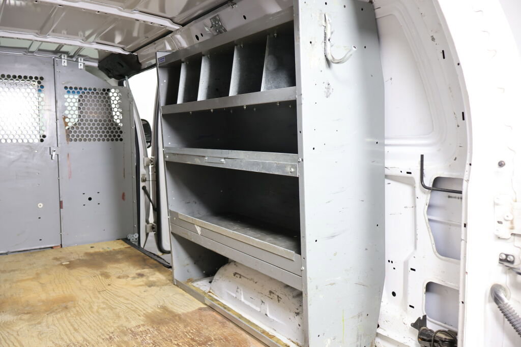 Used 2013 Ford E-150 and Econoline 150 image 17