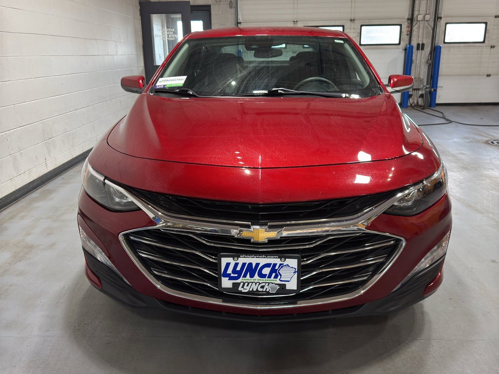 Used 2025 Chevrolet Malibu LT image 9