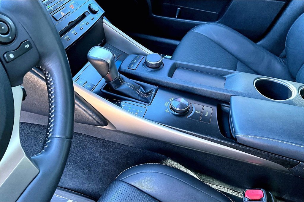 Used 2014 Lexus IS 250 w/ Premium Package RWD image 17