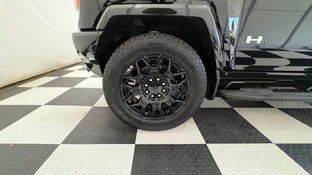 Used 2025 GMC Hummer EV 2X image 20