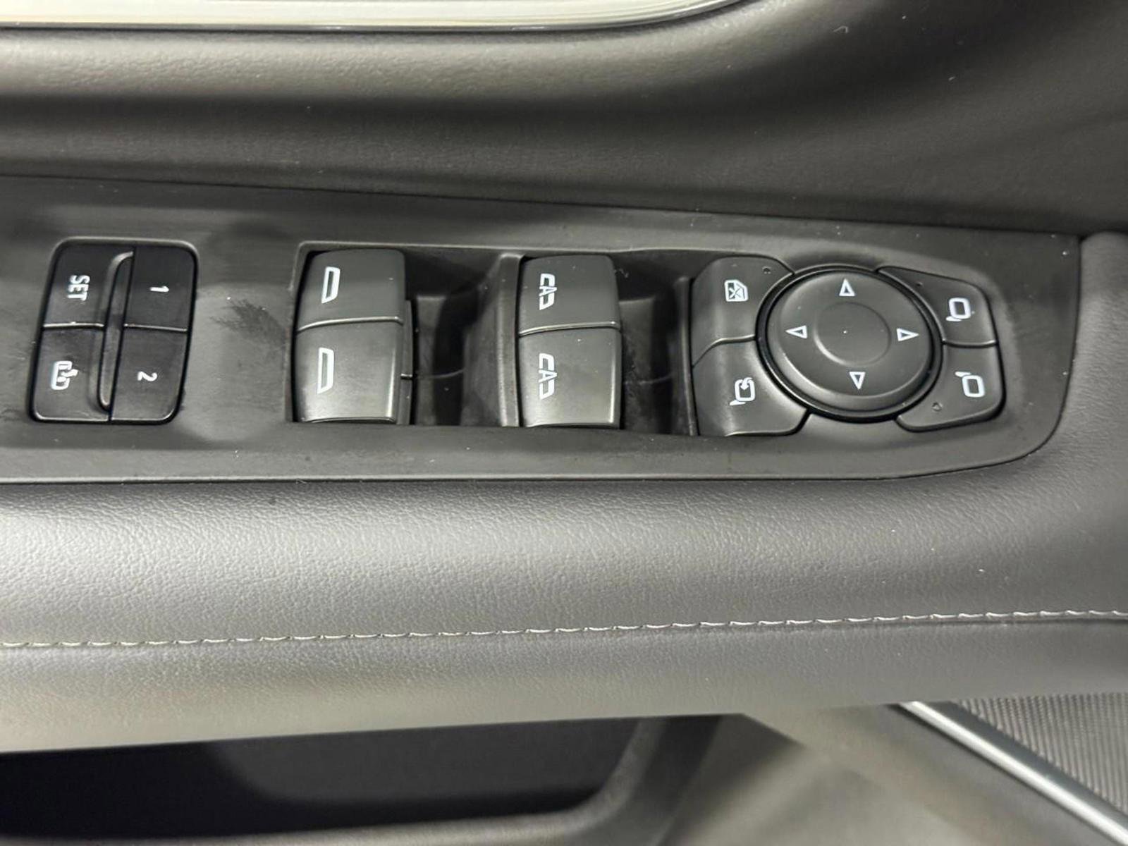 Used 2022 Chevrolet Tahoe Z71 w/ Luxury Package image 27