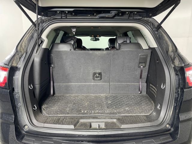 Used 2015 Chevrolet Traverse LT w/ LPO, 'HIT The Road' Package image 13