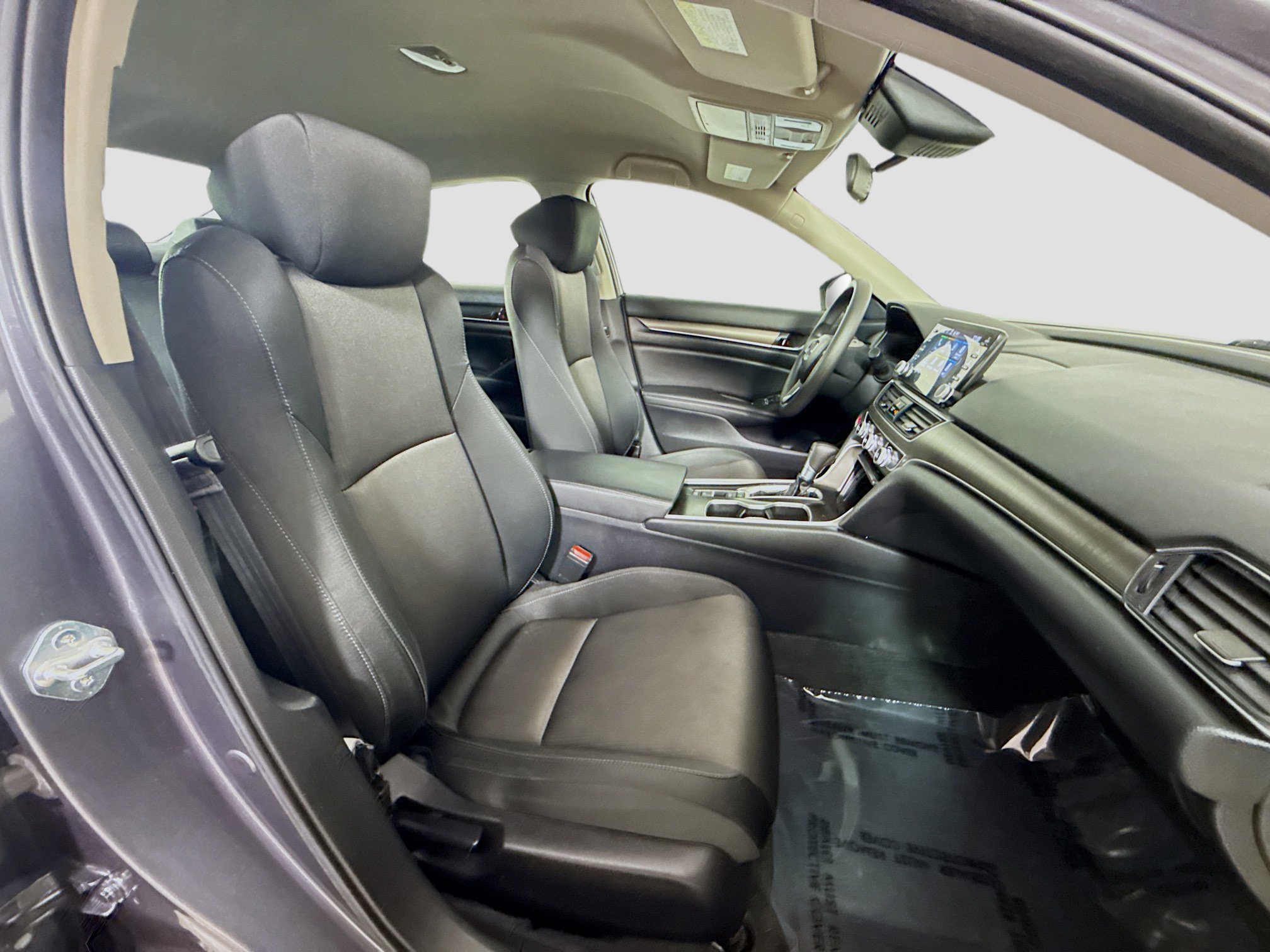 Used 2022 Honda Accord LX image 29