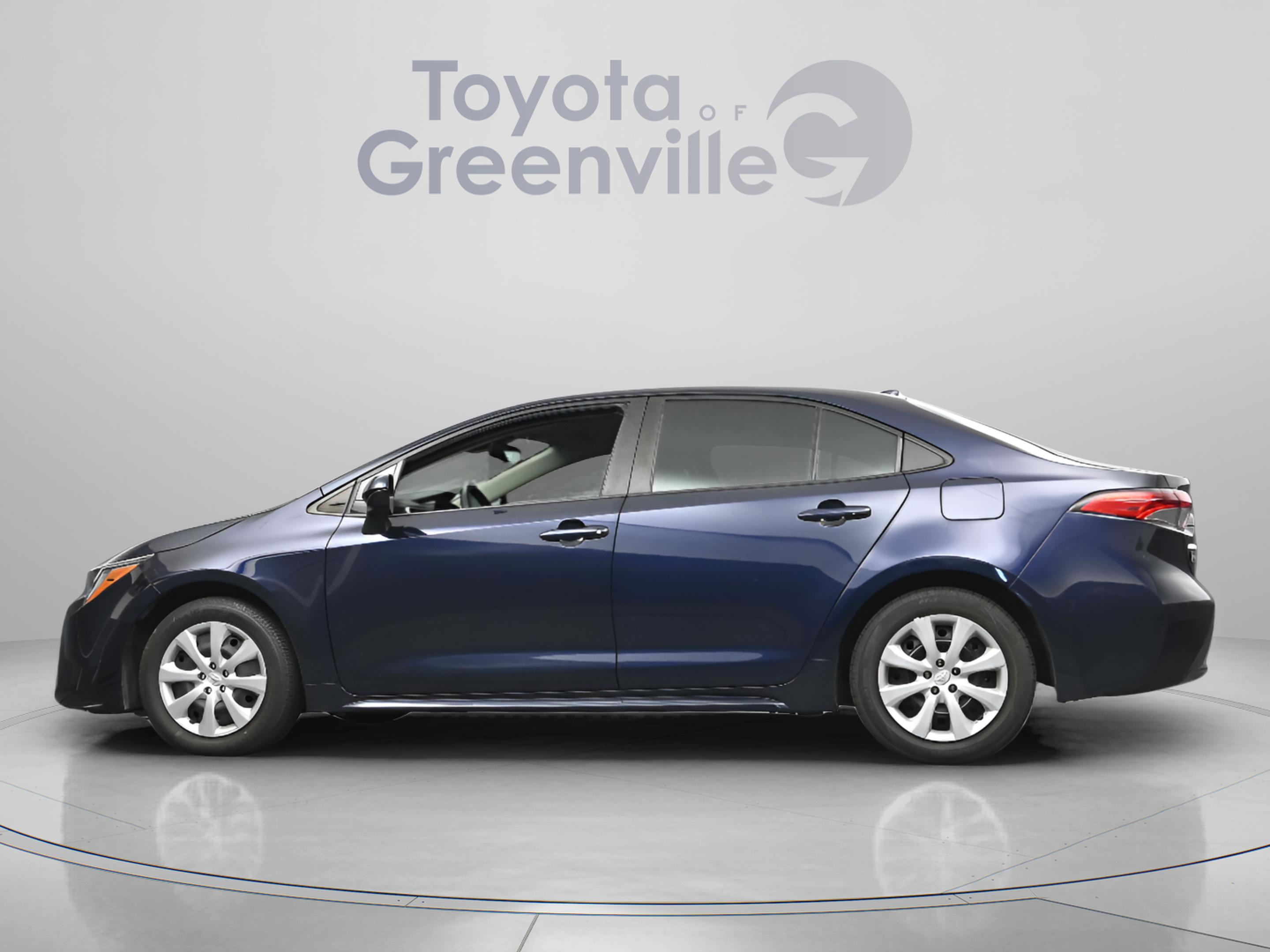 Used 2022 Toyota Corolla LE FWD image 6