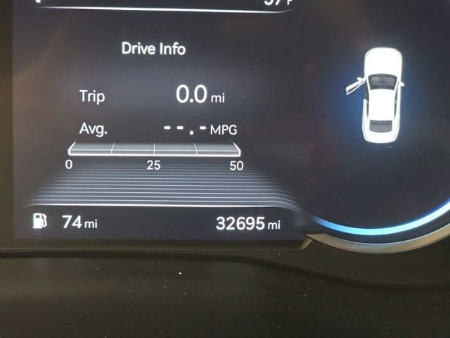 Used 2022 Genesis G70 3.3T Launch Edition image 27