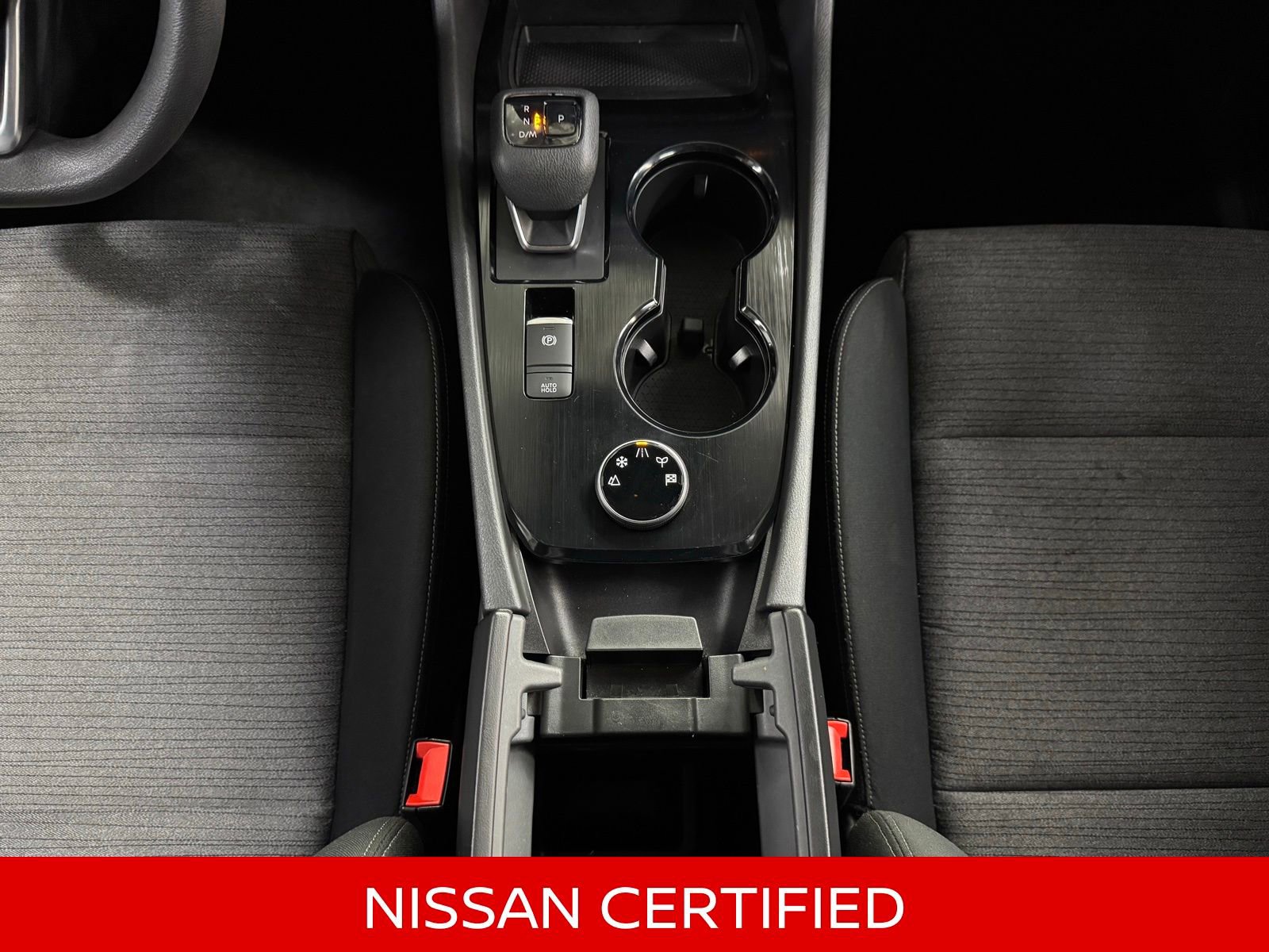 Certified 2023 Nissan Rogue SV image 32