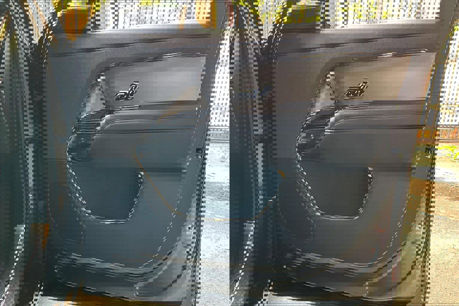 Used 2025 Land Rover Range Rover Sport Dynamic SE image 22