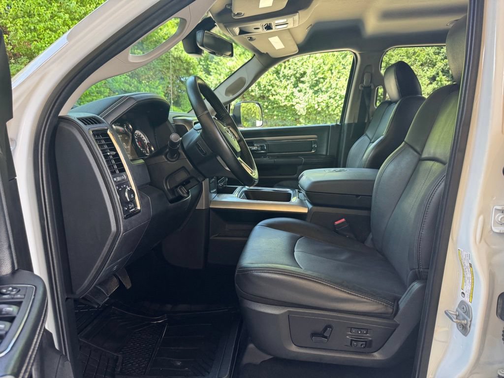 Used 2018 RAM 2500 Laramie w/ Sport Appearance Group AWD/4WD image 14