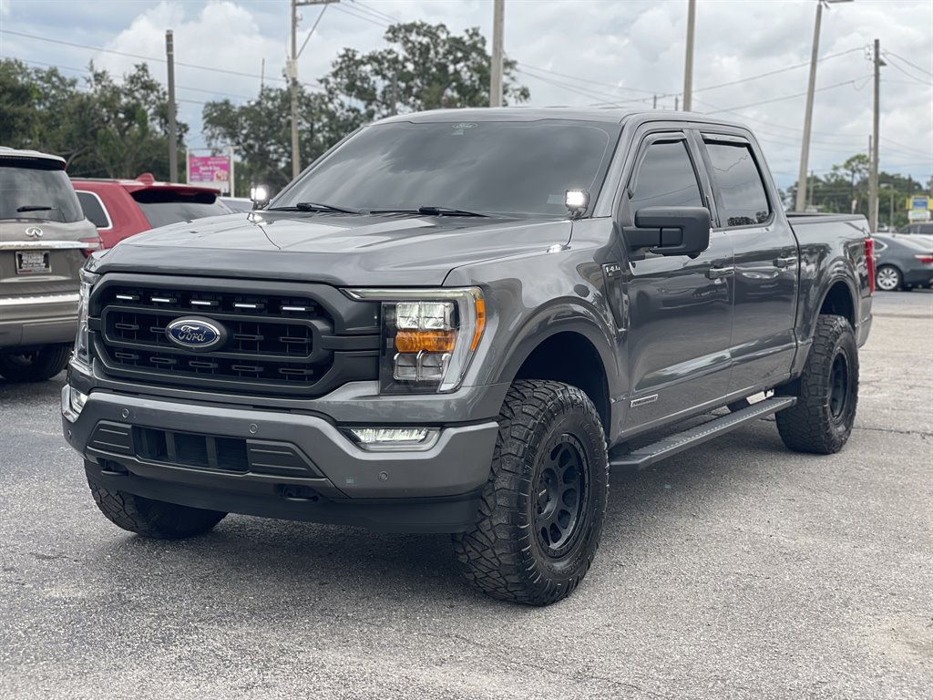Used 2021 Ford F150 XLT w/ Equipment Group 302A High AWD/4WD image 10