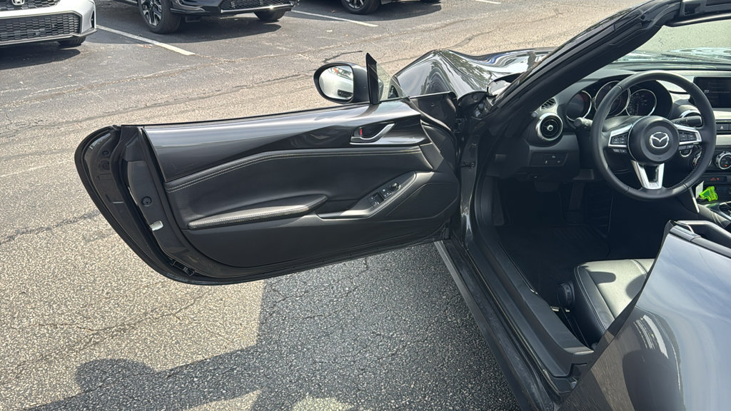 Used 2024 MAZDA MX-5 Miata Grand Touring RWD image 20