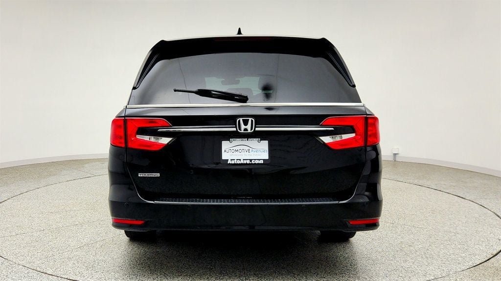 Used 2023 Honda Odyssey Touring image 6